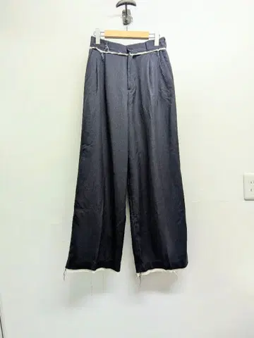 재구축 인사이드 아웃 디자인 와이드 슬랙스