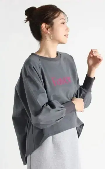 야마다야 Vin 플로키 네온 로고 풀오버 그레이 핑크