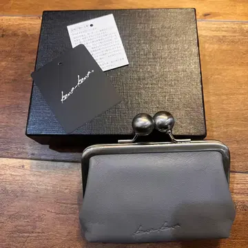 새상품 이아파피요네 kawa-kawa 금속 장식 명함지갑 멀티 케이스