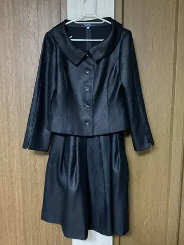 엠즈 그레이시 자켓 스커트 세트