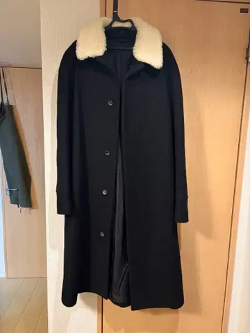 THE RERACS 더 리라크스 옷깃 보아 울 롱 코트