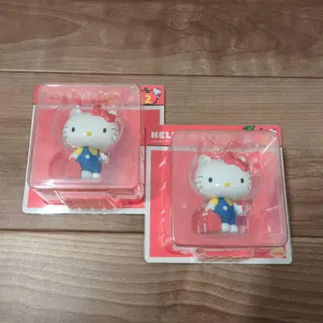헬로키티 Happy 복권 50th 해피 기념일 피규어 산리오