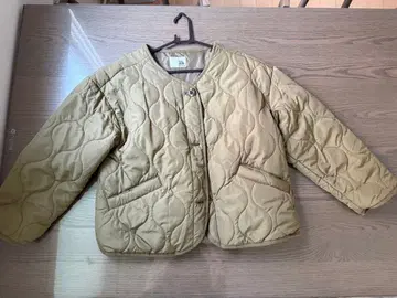 카키 퀼팅 아우터