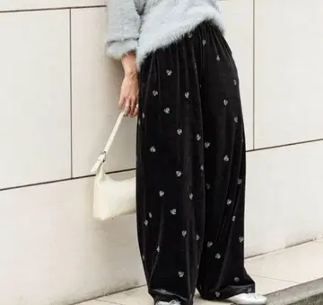 FREAK'S STORE 한정판 전개 벨로아 꽃무늬 자수 이지 팬츠 블랙