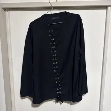 NOT CONVENTIONAL 풀오버 NOT CONVENTIONAL 블랙