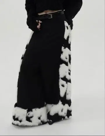 퍼 루즈 팬츠 키스 더 클럽