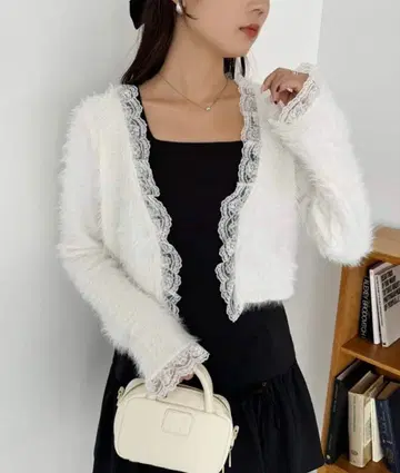 NICE CLAUP 페더 레이스 가디건