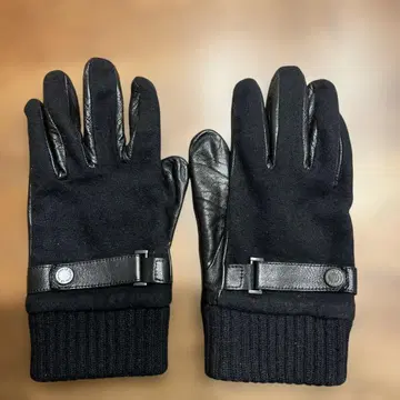 캘빈클라인 울 가죽 장갑 버클 포함 블랙
