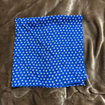 이에나 플라워 스카프