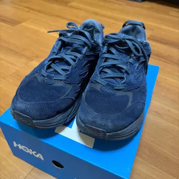 호카 HOKA 클리프톤 L 스웨이드