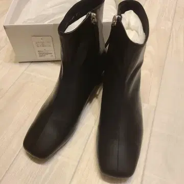 유나이티드 애로우즈 새상품 숏부츠