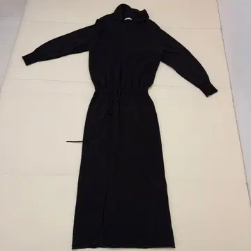 plage 플라주 카라 부착 니트 원피스