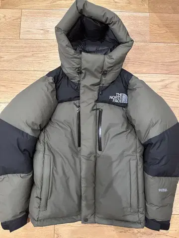 THE NORTH FACE 발트로 라이트 자켓 S 올리브/블랙