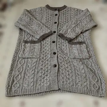 그레이 케이블 니트 가디건
