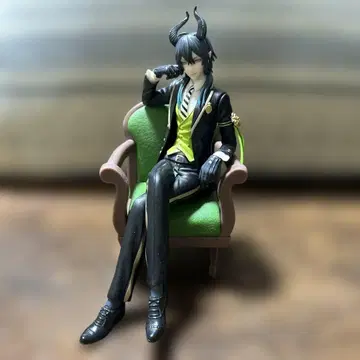 트위스테 말레우스 피규어