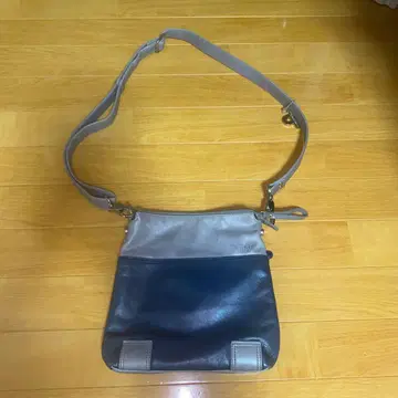 PICARD 숄더백 백