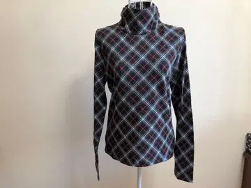 Laisser-faire 체크 무늬 터틀넥 (미사용)