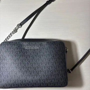 MICHAEL KORS 블랙 숄더백