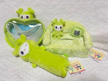 TWICE LOVELYS 티슈 커버 & 노비후냐 파우치 & 바디백