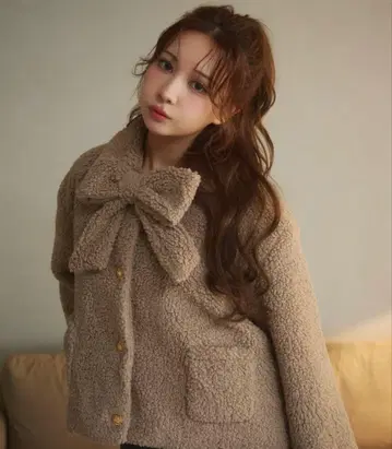 titty&co. 리본 보아 자켓