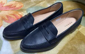 REGAL 블랙 가죽 로퍼