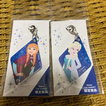 디즈니 마켓 아크릴 연결 키링 안나 엘사