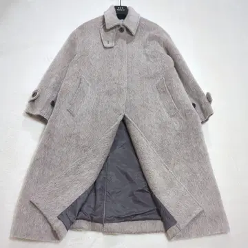 새상품급 23AW 프레임워크 울모헤어 샤기 발라클로버 코트