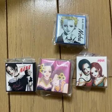 NANA CD풍 아크릴 참 가챠가챠