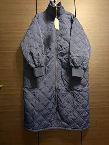 미사용 RADIATE 퀼팅 롱 코트