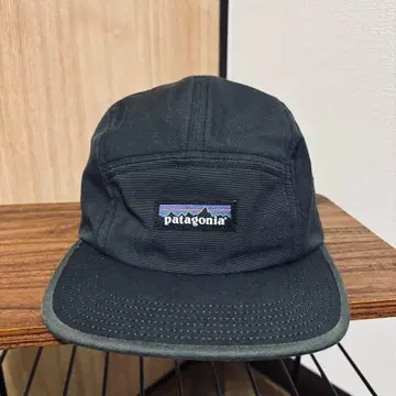 파타고니아 블랙 5패널 캡