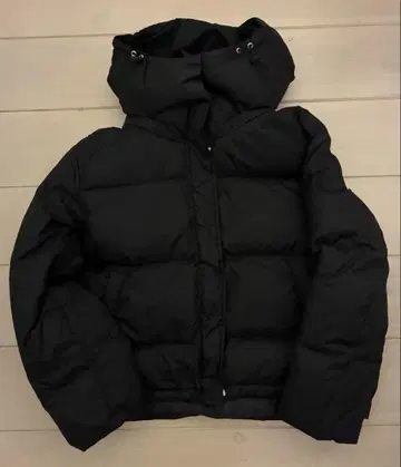 SONNYLABEL 어반 리서치 블랙 다운 자켓