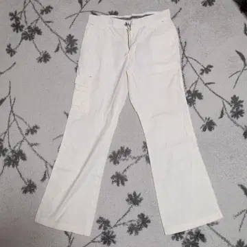 화이트 카고 팬츠 남성용