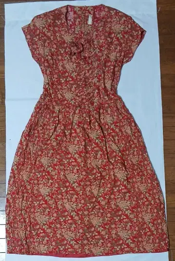 핑크하우스 빈티지 빨간색 미니 꽃무늬 핀턱 원피스