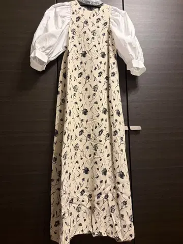 미사용 resil 꽃무늬 퍼프 슬리브 롱 원피스