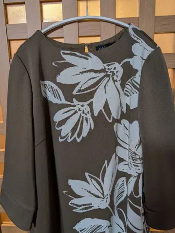 다마 컬렉션 카키 원피스 L 사이즈 DAMA Collection