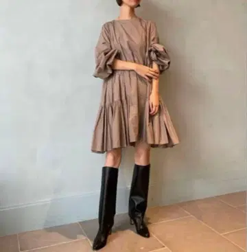 MERLETTE x TOMORROWLAND BYWARD 원피스