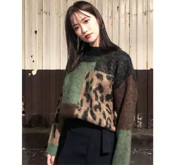 레오파드 블로킹 니트