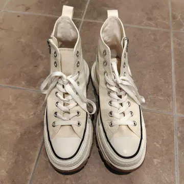 CONVERSE ALL STAR 아이보리 스니커즈