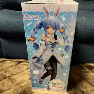 우사다 페코라 1/4 스케일 피규어