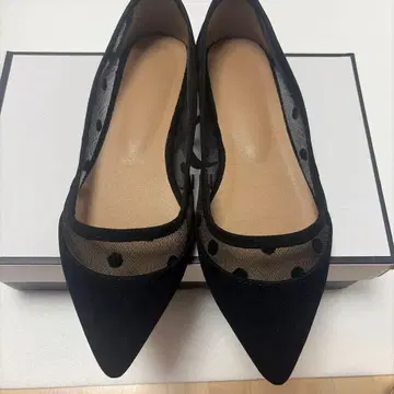 블랙 도트 메쉬 플랫슈즈 35
