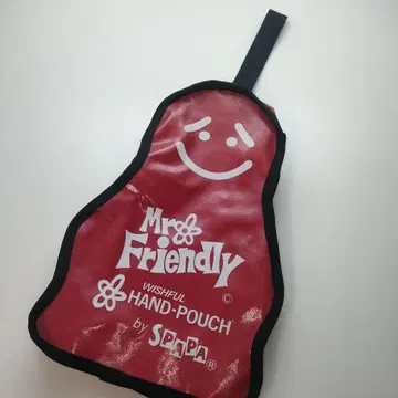 Mr Friendly by SPAPA 핸드 파우치
