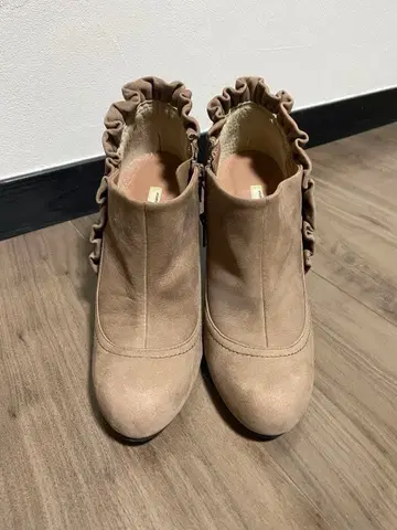 세븐 트웰브 서티 숏부츠