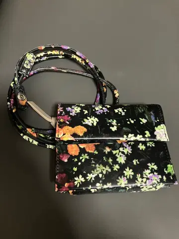 DRIES VAN NOTEN 꽃무늬 접이식 지갑