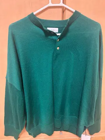 hagumu 그린 컬러 긴팔 니트 5,900엔