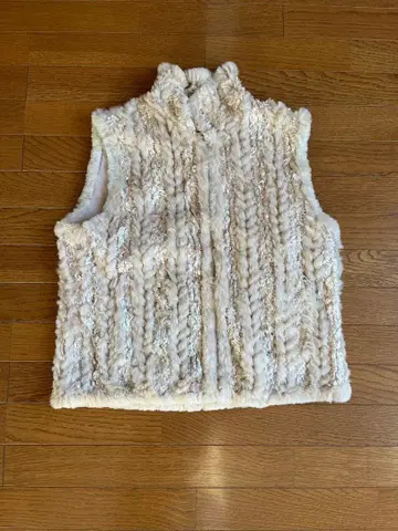 아이보리 퍼 베스트 집업