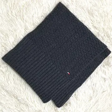 미사용급 타미힐피거 캐시미어 혼방 두툼한 로고 머플러 차콜 그레이