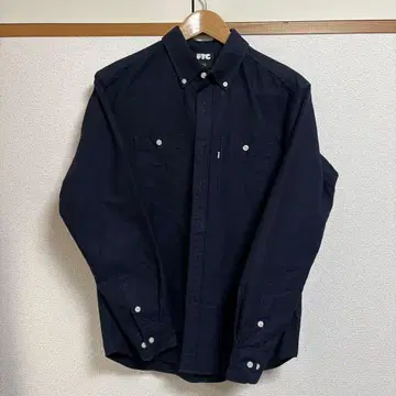 FTC 네이비 버튼 달린 셔츠 M 사이즈