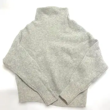 그레이 터틀넥 스웨터 사이즈 2