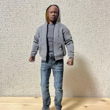 루크 케이지 1/6 피규어