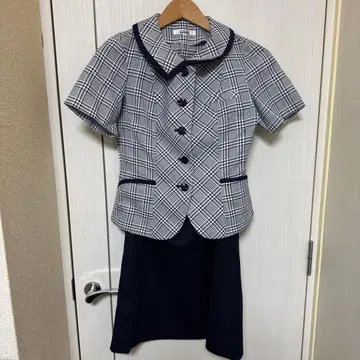 오버 블라우스 스커트 상하의 세트